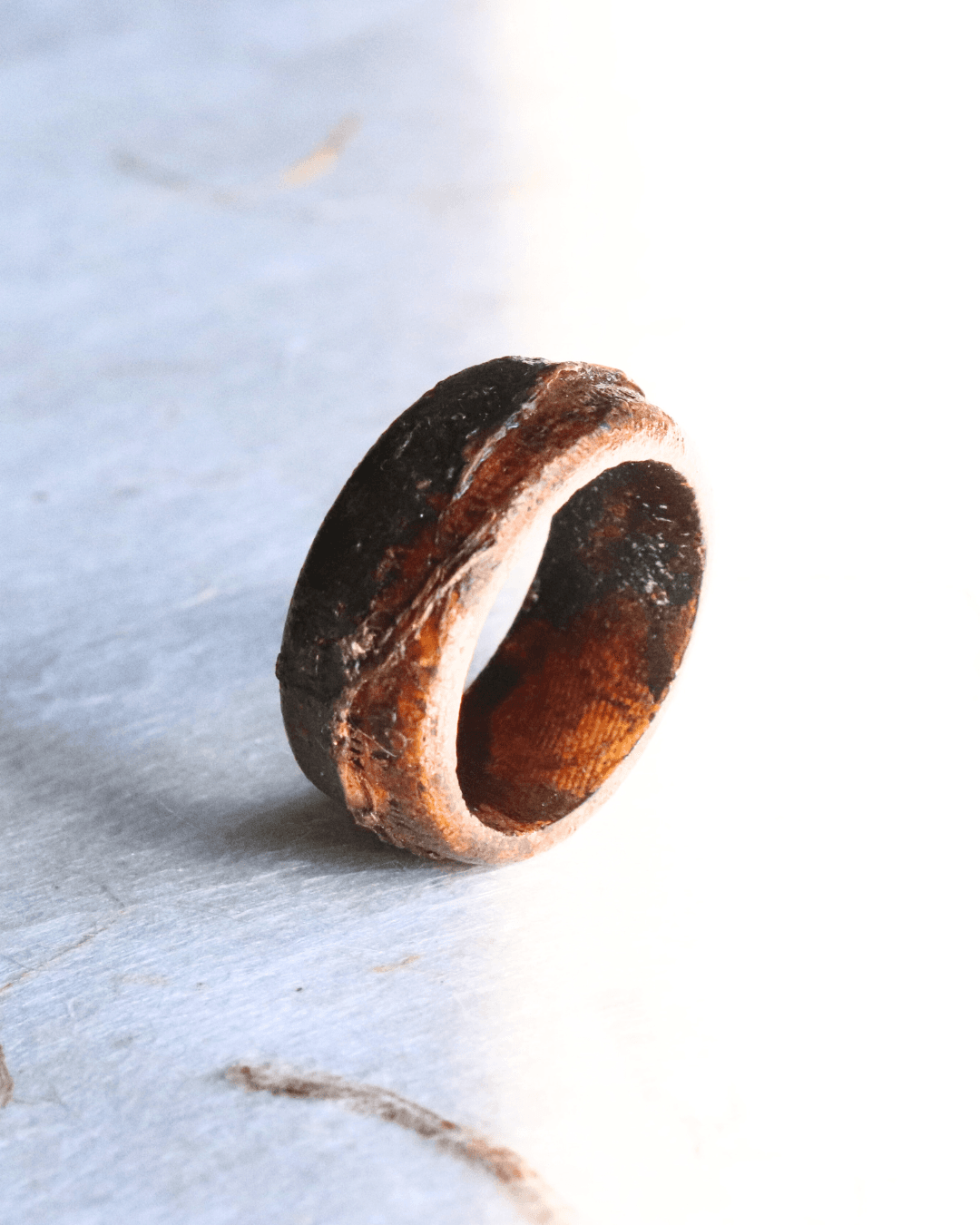 木の指輪N5 天然木指輪 木のリング ウッドリング ハンドメイド 高級 和風 うるし指輪 金属アレルギー1枚目の画像